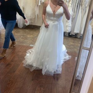 Never used wedding dress